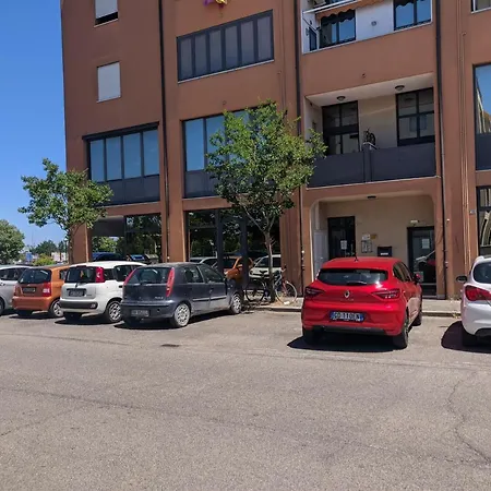 Comforthouse Lussuoso Monolocale * ラヴェンナ