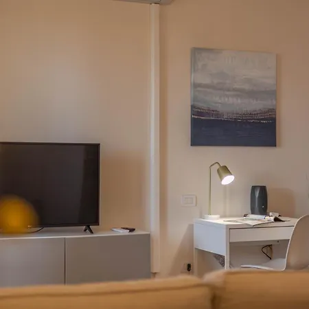 Comforthouse Lussuoso Appartamento Apartment Ravenna