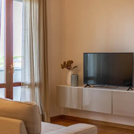 Comforthouse Lussuoso Appartamento Apartment Ravenna