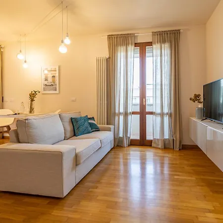Comforthouse Lussuoso Appartamento Apartment Ravenna